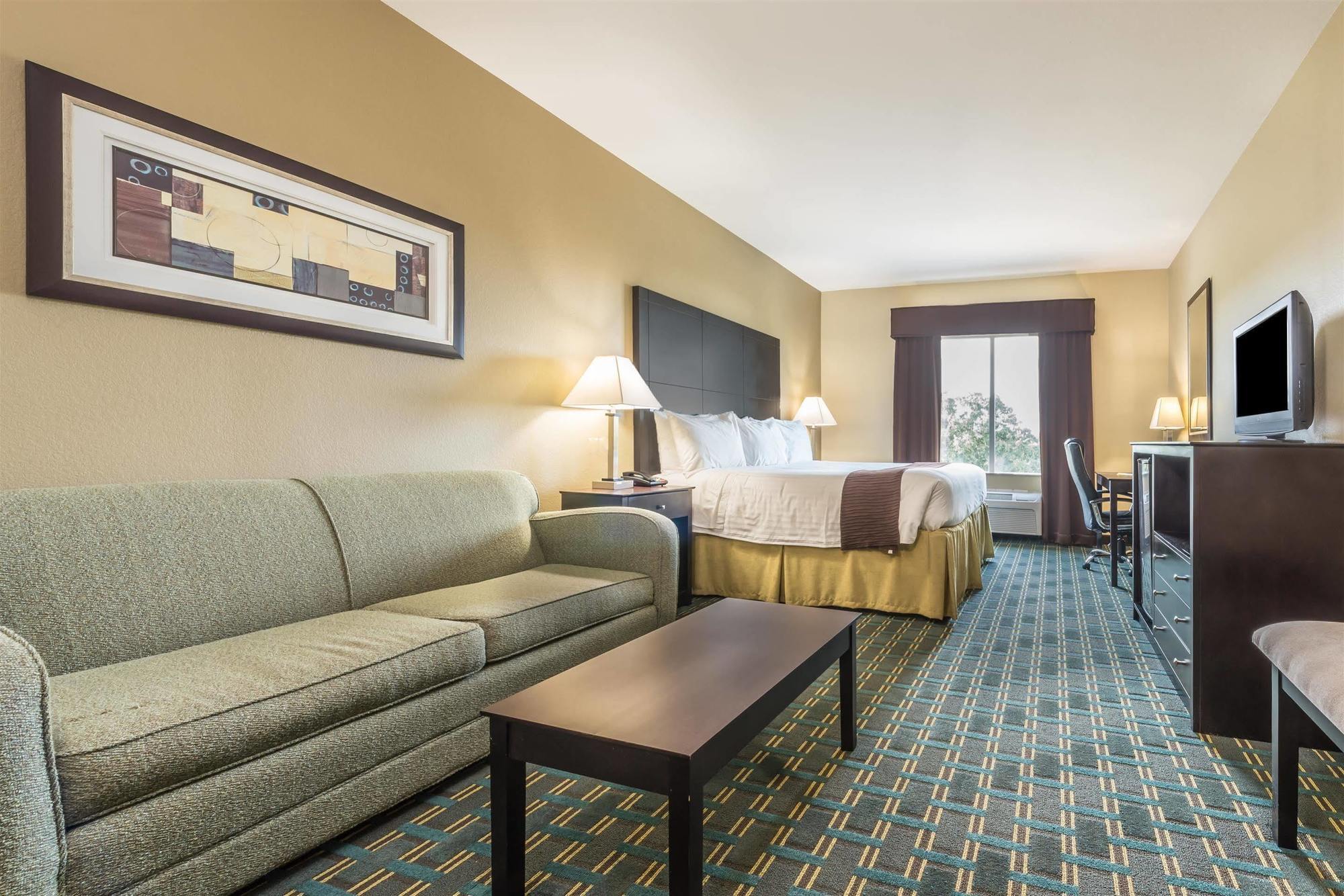 Days Inn & Suites By Wyndham Mineral Wells Exterior photo